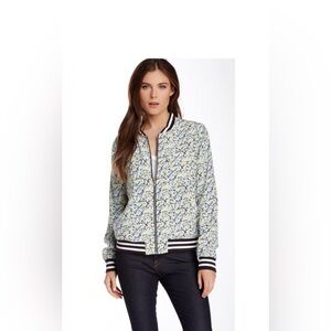Equipment Femme Abbot Silk Bomber Jacket Size S floral lined zipper